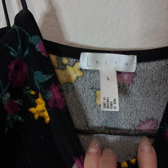 ✨ Leith Floral Bodycon Dress✨ - Picture 3 of 3